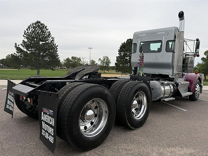2018 Kenworth W900B