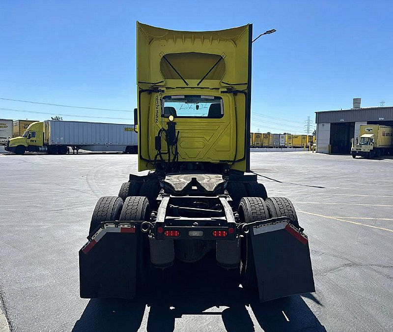 2023 International LT625