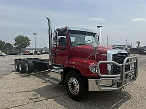 2019 Freightliner 114SD - Cab & Chassis