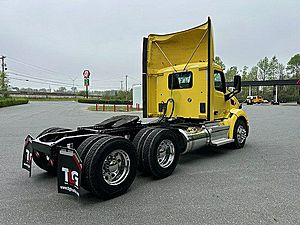 2021 Peterbilt 579