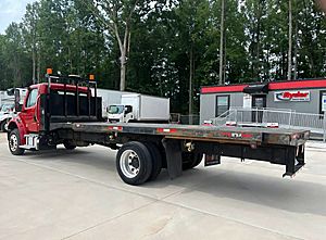 2019 Freightliner M2 106