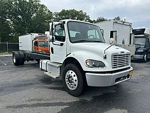 2020 Freightliner M2 106