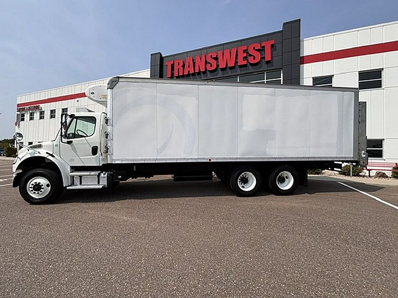 2020 Freightliner M2 106