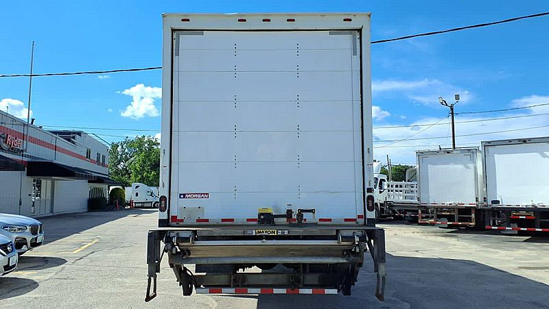 2020 Freightliner M2 106