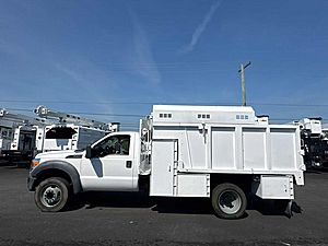 2011 Ford F-550 - Chipper