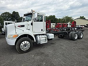 2016 Peterbilt 348 - Cab & Chassis