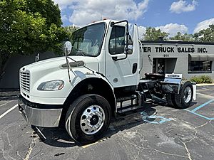 2019 Freightliner M2 106