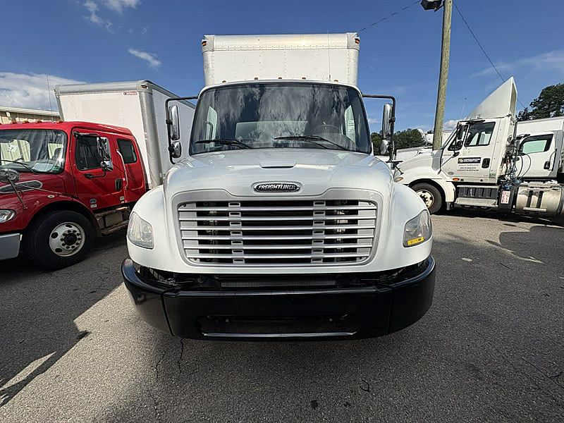 2016 Freightliner M2 106