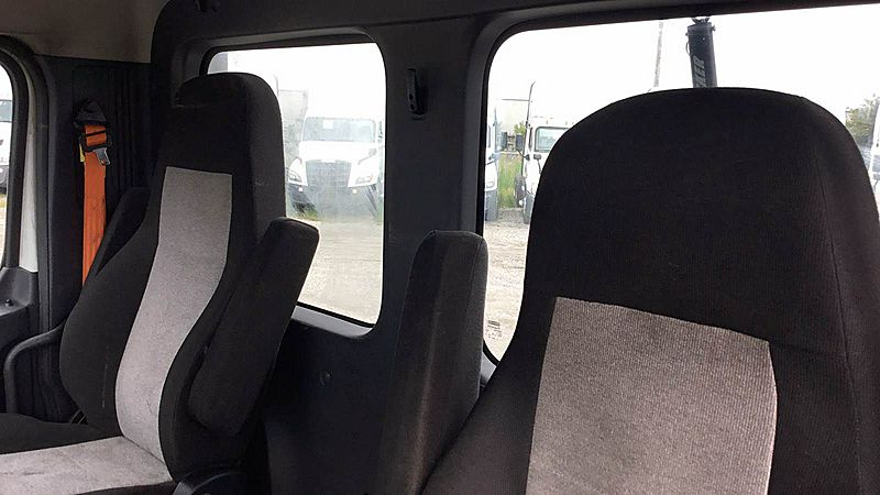 2020 Freightliner Cascadia 126
