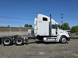 2010 Freightliner - Sleeper Truck