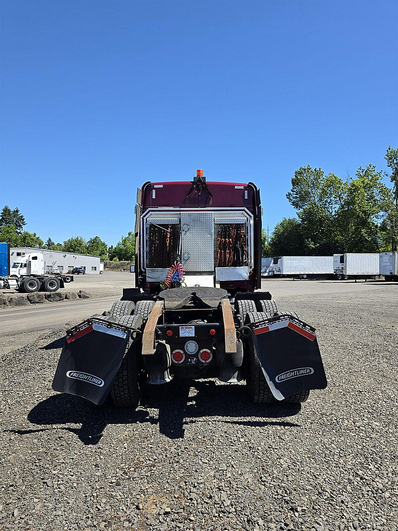 2017 Freightliner CASCADIA