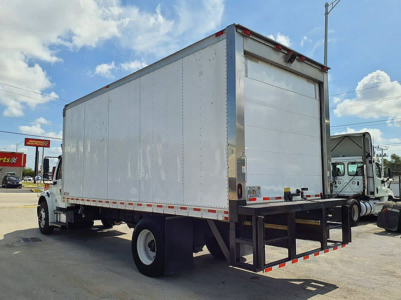 2020 Freightliner M2 106