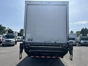 2020 Freightliner M2 106