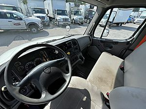 2020 Freightliner M2 106