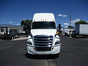 2022 Freightliner Cascadia - Sleeper Truck