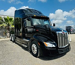 2023 Peterbilt 579