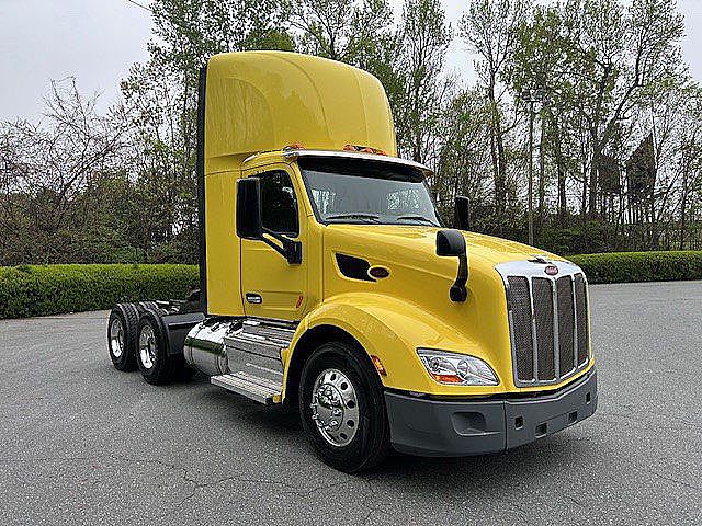 2021 Peterbilt 579