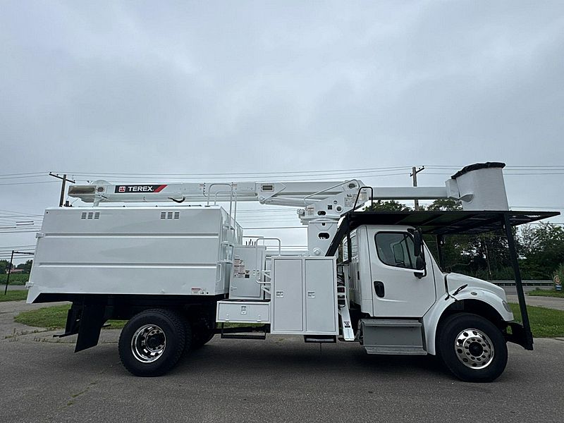 2016 Freightliner M2