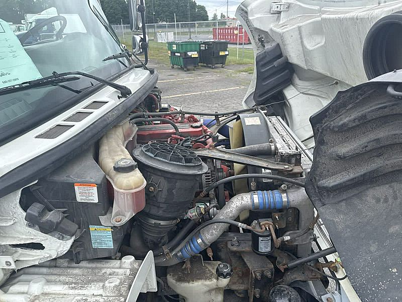 2019 Freightliner M2 106