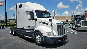 2022 Peterbilt 579