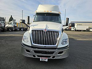 2020 International LT625 - Sleeper Truck