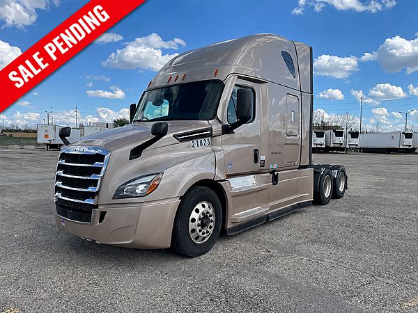 2021 Freightliner PT126SLP - Sleeper Truck