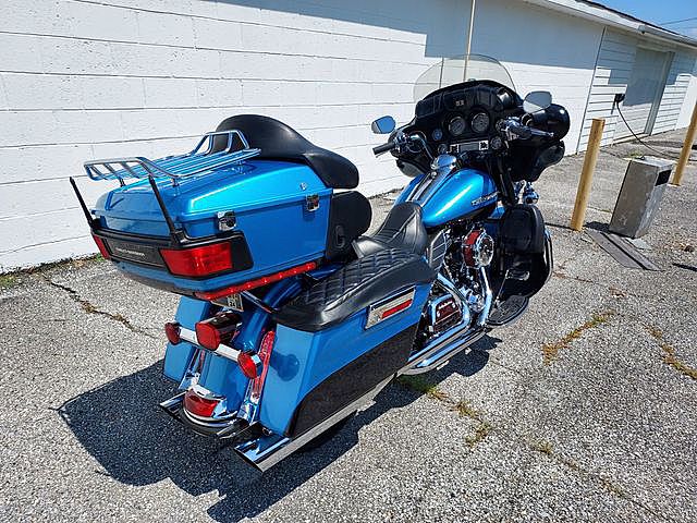 2011 HARLEY DAVIDSON ELECTRA