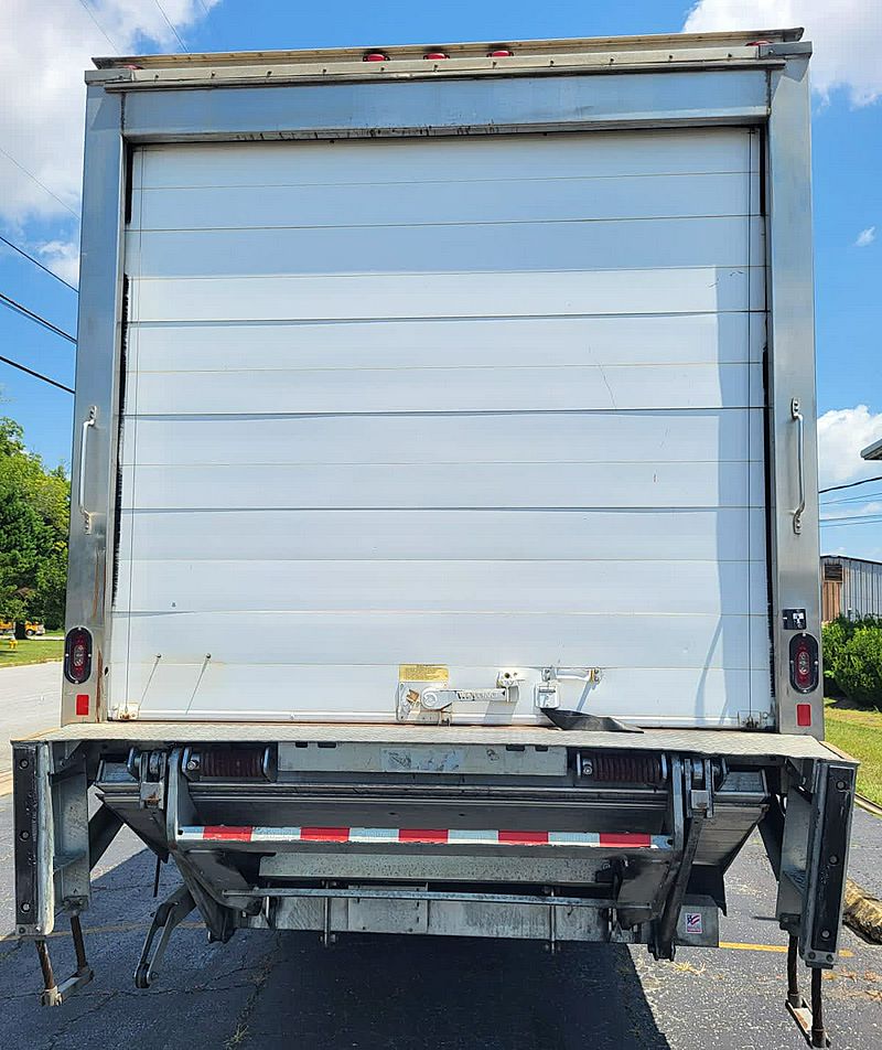 2020 Freightliner M2 106