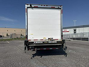 2019 Freightliner M2 106