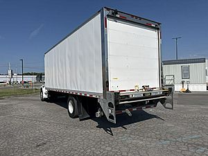 2019 Freightliner M2 106