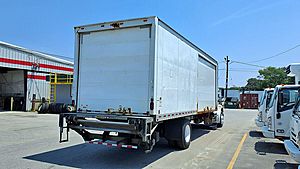 2019 Freightliner M2 106