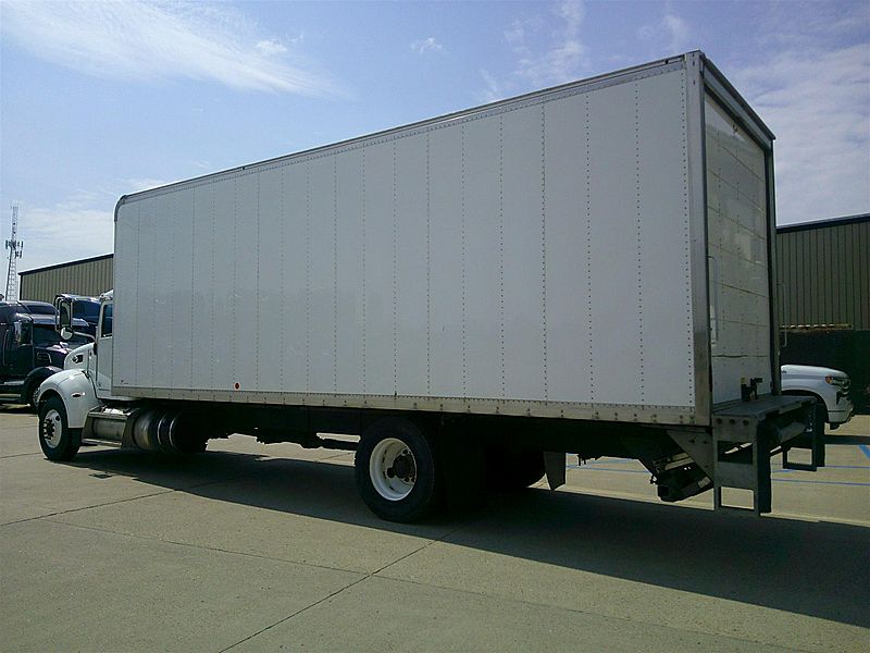2019 Peterbilt 337