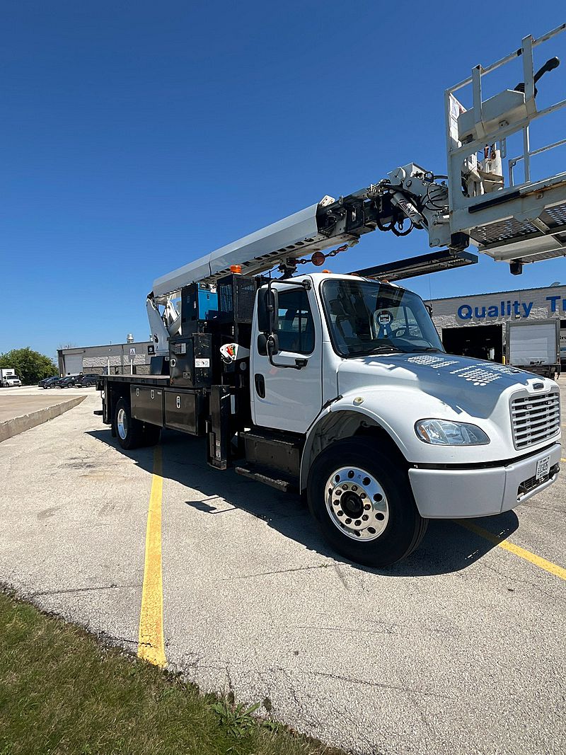 2018 Freightliner M2