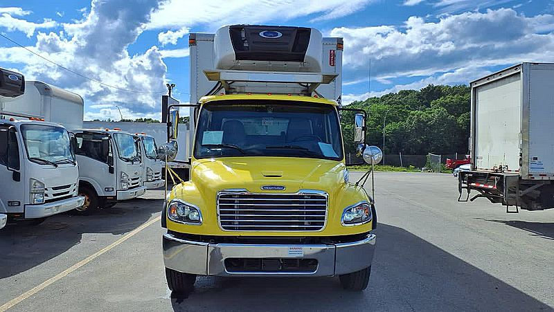 2020 Freightliner M2 106