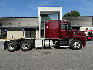 2020 Mack Anthem - Sleeper Truck