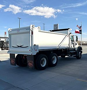 2025 Mack GRANITE 64FR