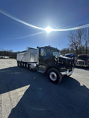 2024 Volvo VHD - Dump Truck