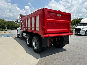2018 Peterbilt 388