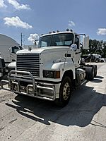 2020 Mack Pinnacle