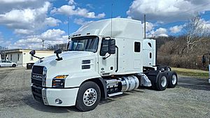 2020 Mack Anthem - Sleeper Truck