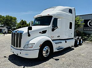 2022 Peterbilt 579