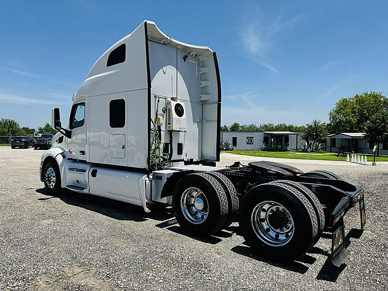 2022 Peterbilt 579