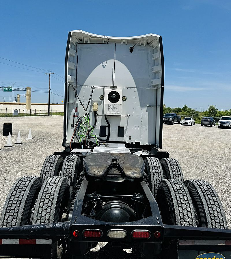 2022 Peterbilt 579