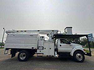 2015 Ford F-750 - Bucket Truck
