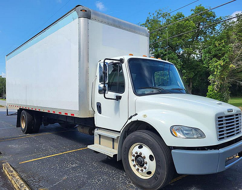 2019 Freightliner M2 106