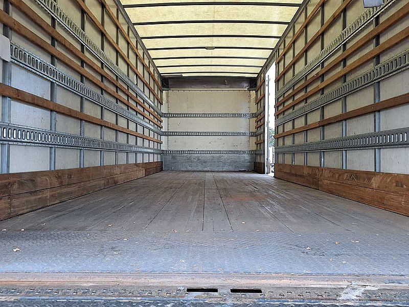 2019 Freightliner M2 106