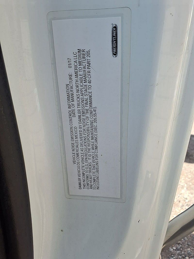 2018 Freightliner M2 106
