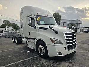 2020 Freightliner Cascadia