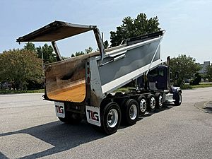 2020 Peterbilt 567 - Dump