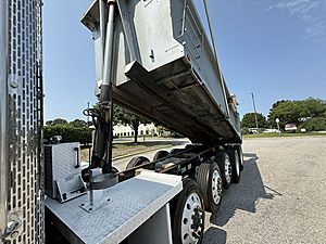 2020 Peterbilt 567